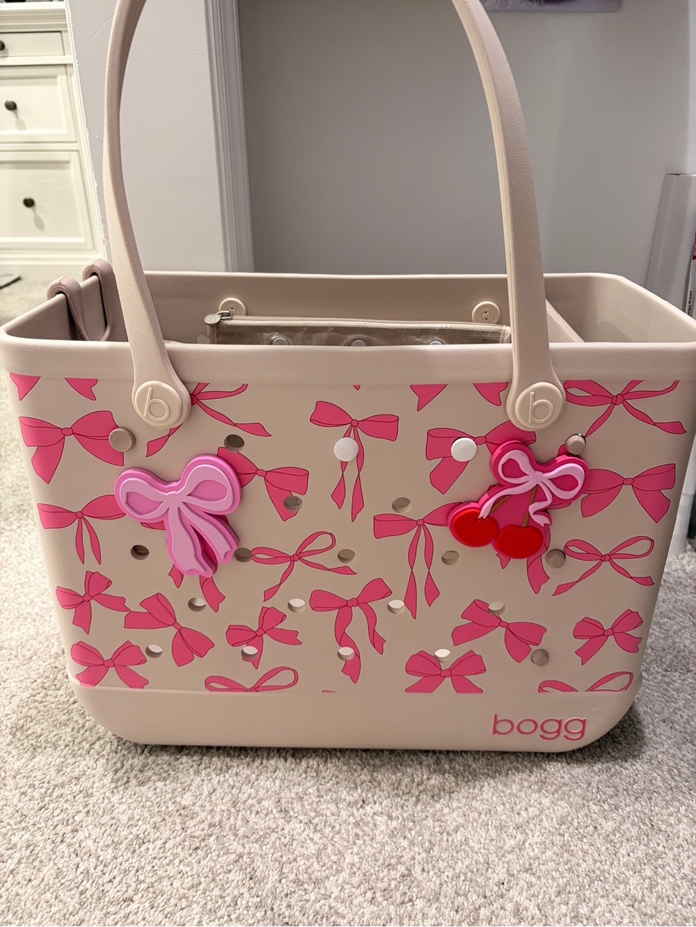 Original Bogg Bag Large Tote - Ribbon 🎀 Rose - Picture 3 of 16